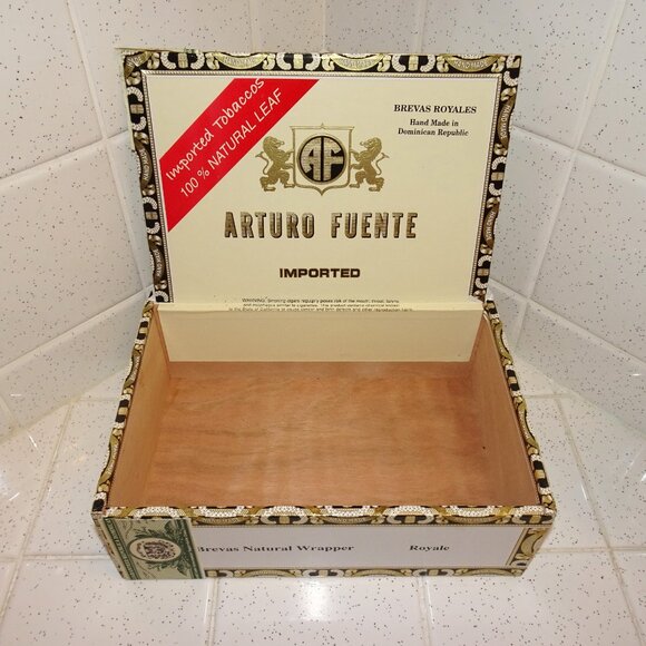 Vintage Arturo Fuente Wood Cigar Box stash box trinket wooden Dominican Republic - Picture 12 of 14